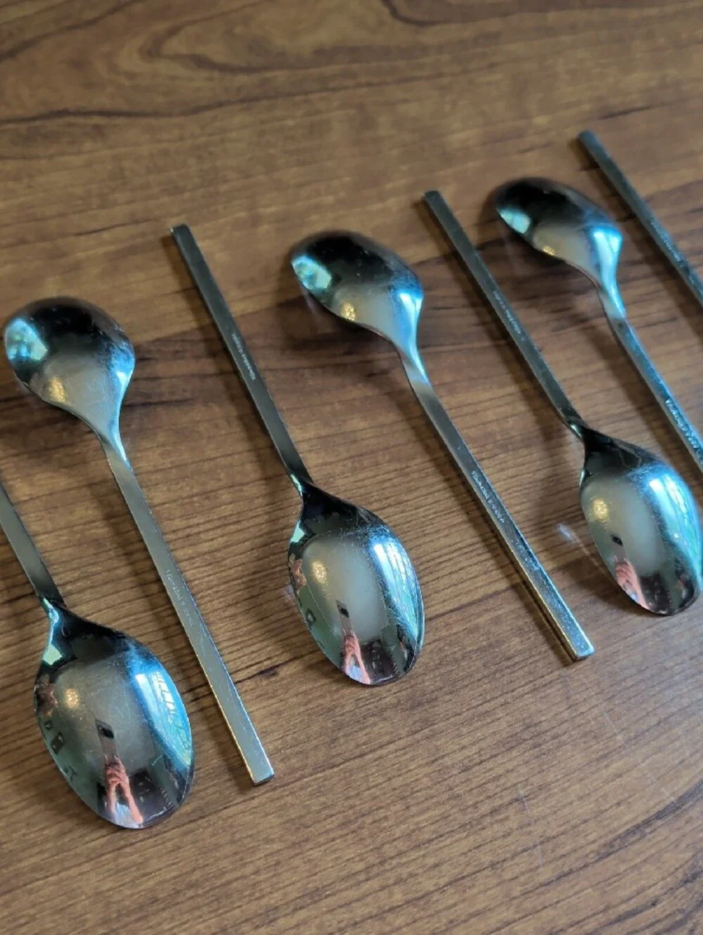 Villeroy &Boch New Wave Stainless Steel Dessert Spoons - (Set of 7)